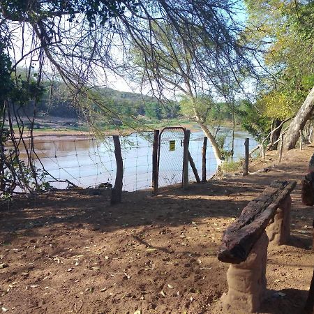 Nthakeni Bush & River Camp Pafuri Gate エクステリア 写真