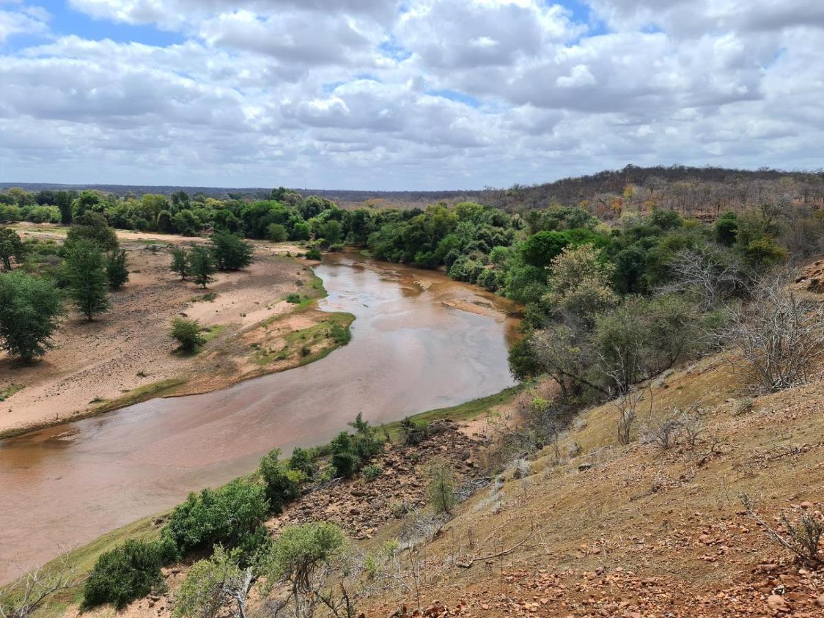 Nthakeni Bush & River Camp Pafuri Gate エクステリア 写真