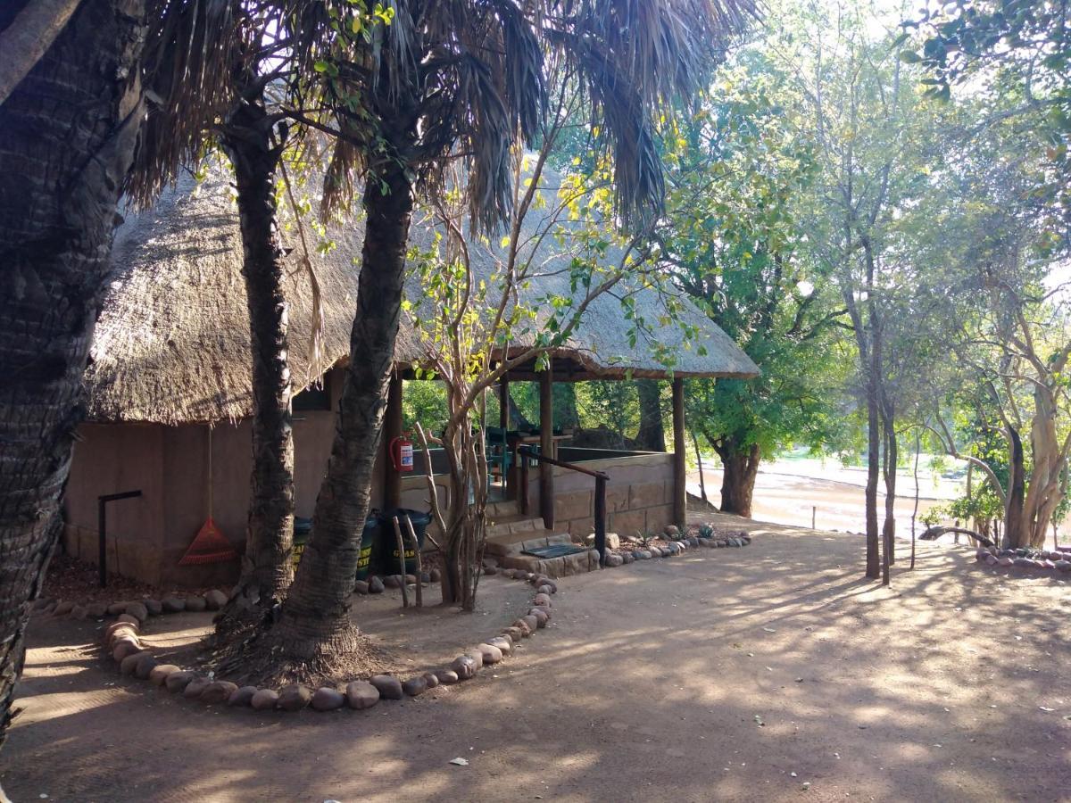 Nthakeni Bush & River Camp Pafuri Gate エクステリア 写真