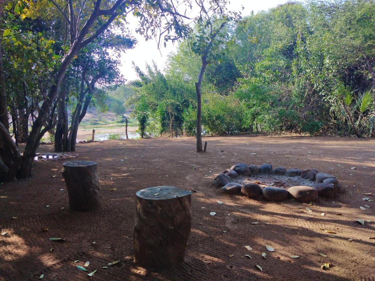 Nthakeni Bush & River Camp Pafuri Gate エクステリア 写真